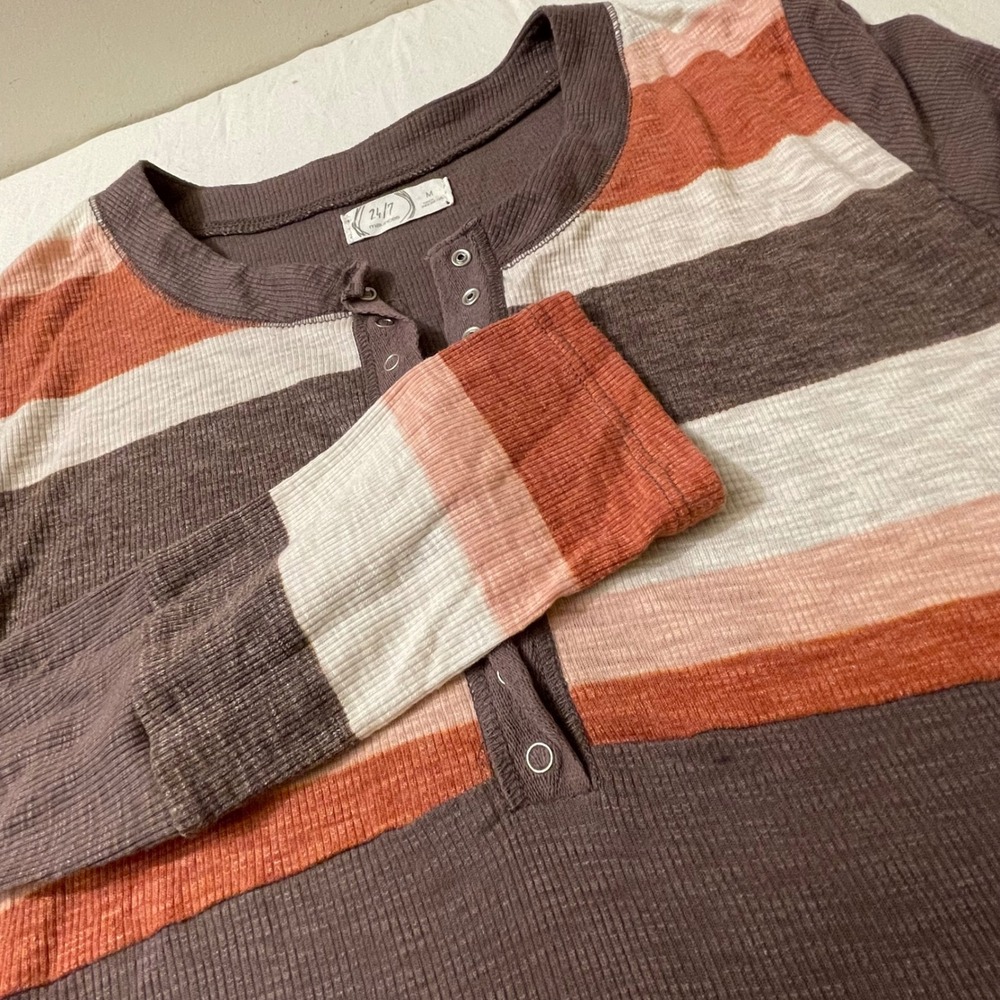 24/7 by Maurices Striped Henley‎ Shirt Long Sleeve Casual Top Women's Medium